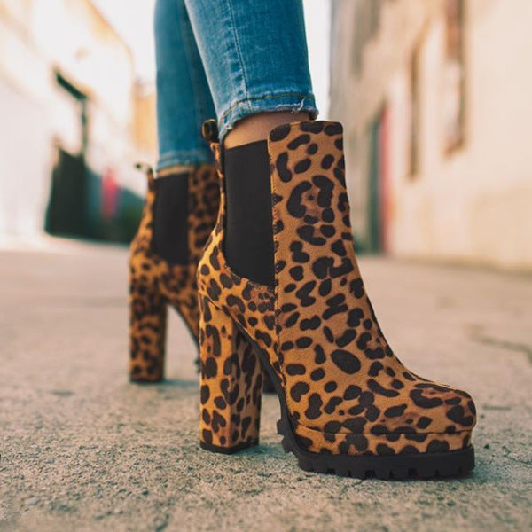 Round-toe Ankle Boots