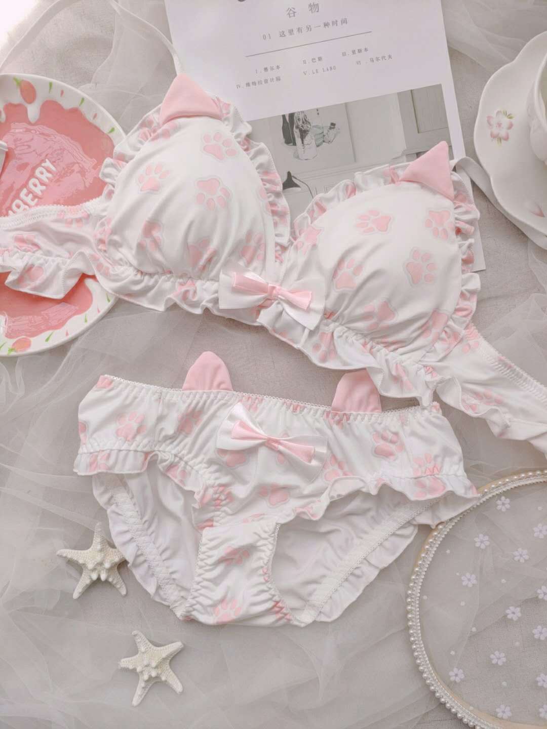 Two-dimensional Little Loli Bra Set