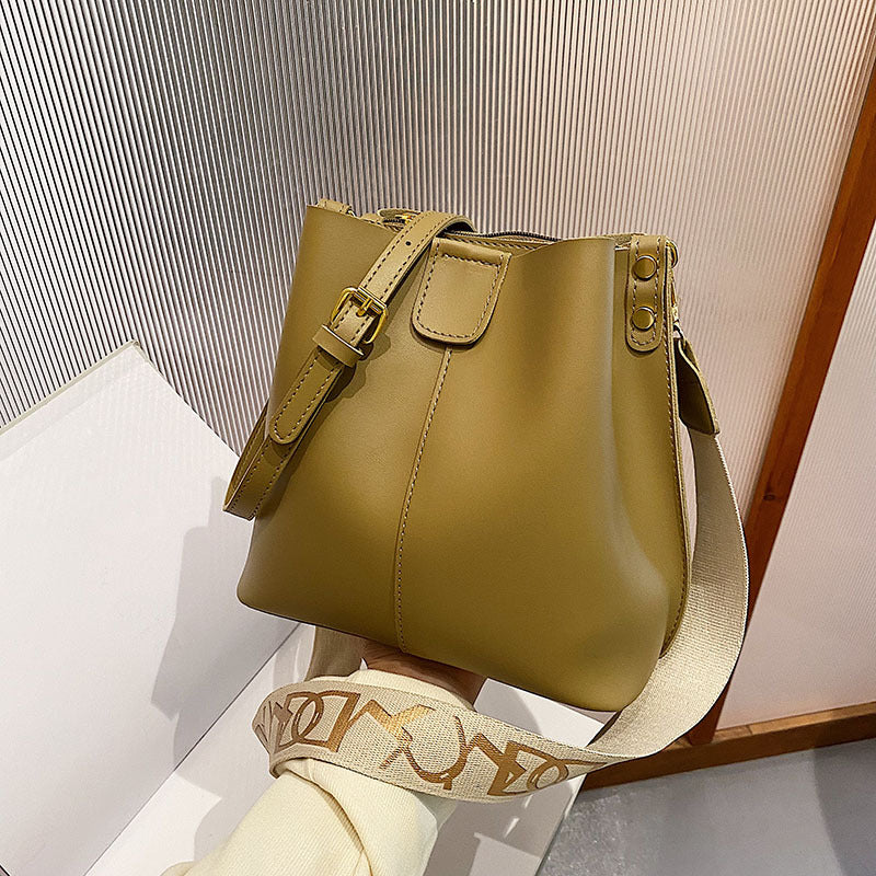 French Minority Bucket Bag